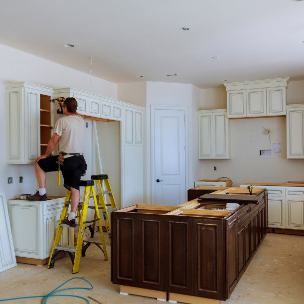 installation-kitchen-cabinet