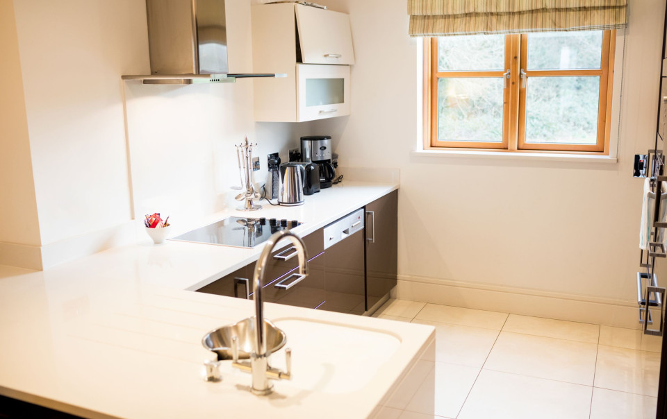 view-empty-kitchen